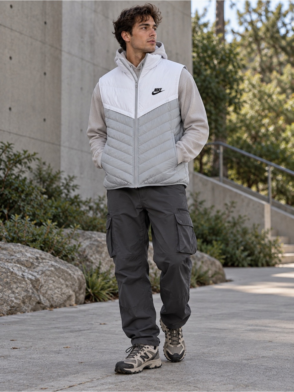 Nike Therma-FIT Windrunner Men’s XXL Puffer Vest White Grey NWT $100 Gorpcore